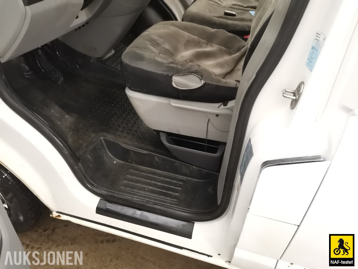 2014 Volkswagen TRANSPORTER *UTEN MINSTEPRIS* 2.0 TDI HENGERFESTE CRUISE