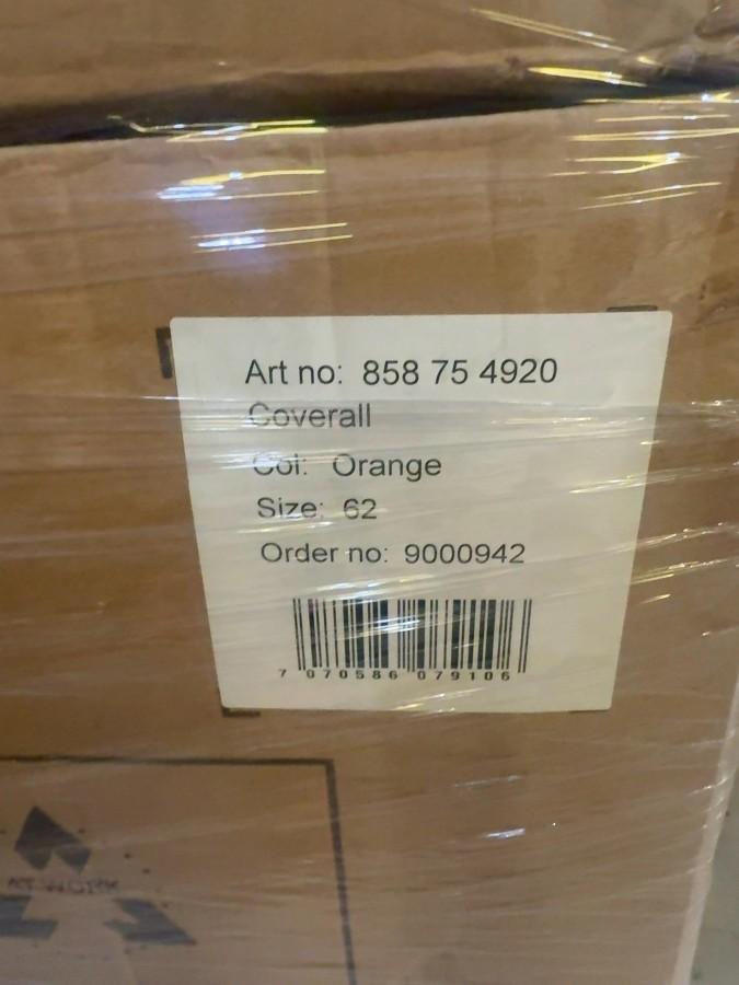 104 stk Univern Coverall orange str 44/52/62/64