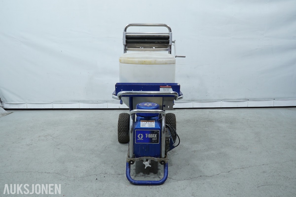 Graco T-MAX 657 sprøyteanlegg med materialbeholder og slanger