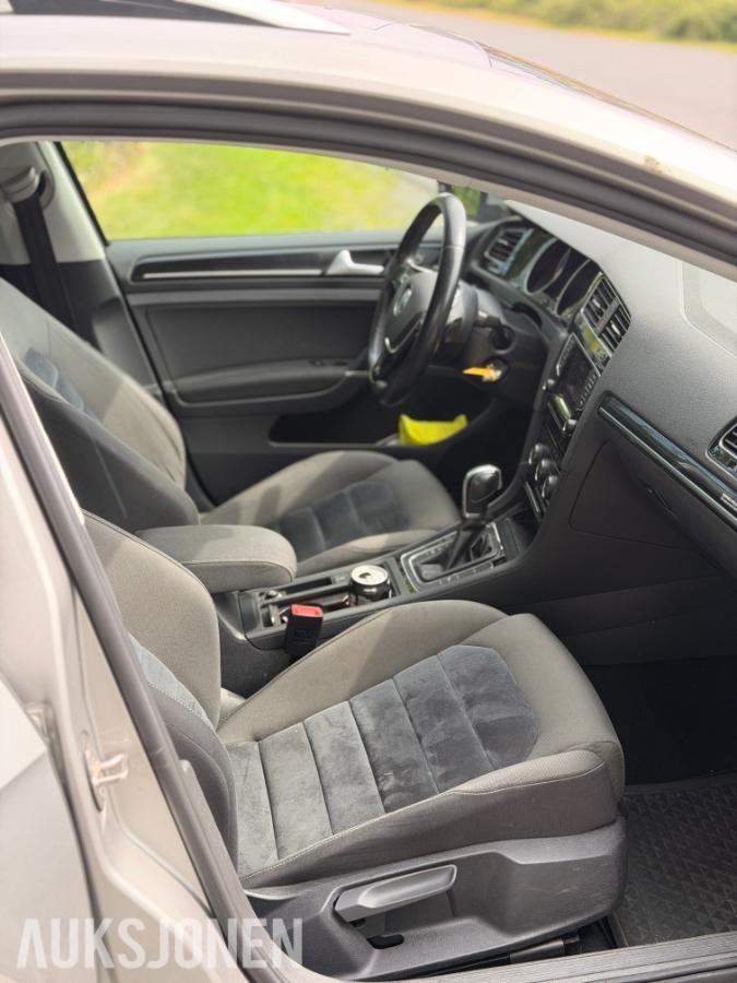 2015 Volkswagen Golf 1.2 bensin 105hk Automat, Cruisekontroll, Hengerfeste