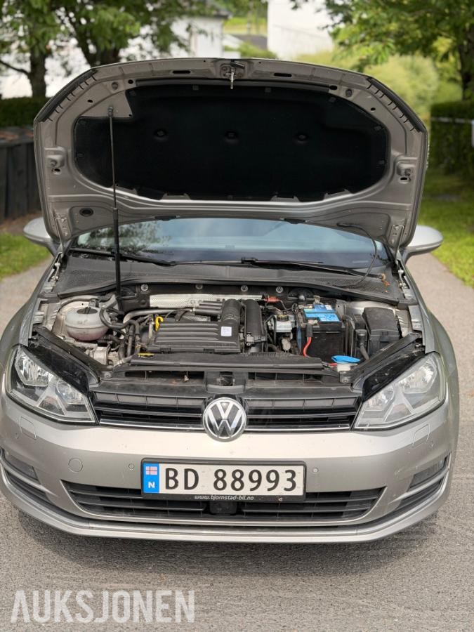 2015 Volkswagen Golf 1.2 bensin 105hk Automat, Cruisekontroll, Hengerfeste