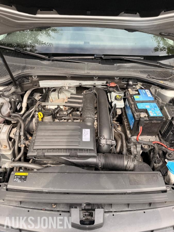 2015 Volkswagen Golf 1.2 bensin 105hk Automat, Cruisekontroll, Hengerfeste