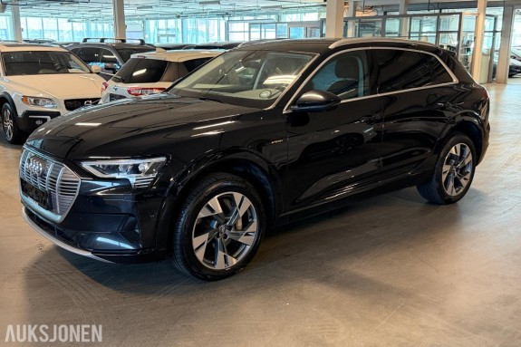 2020 Audi e-tron, 50 quattro, 140000km