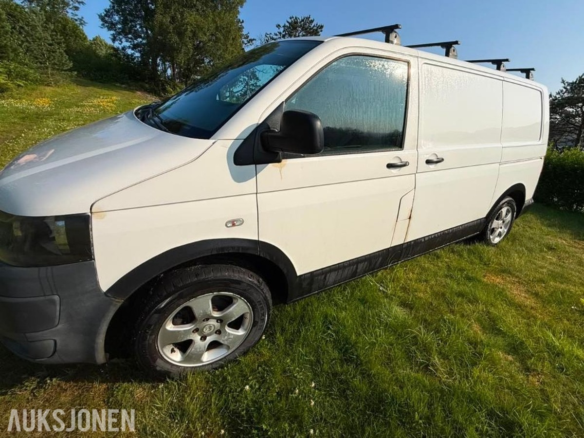 2012 Volkswagen Transporter T5 2.0D 102hk 2x Skyvedører Hengerfeste