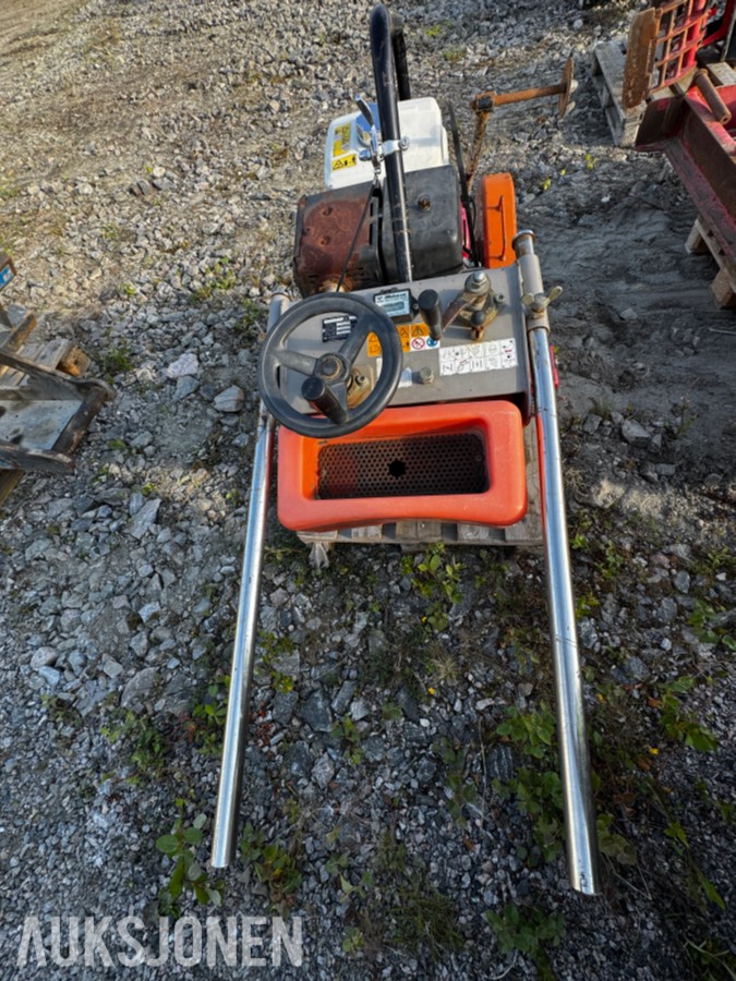 Mikasa MCD-218V bensindrevet betongsag/gulvsag med Honda GX390 motor