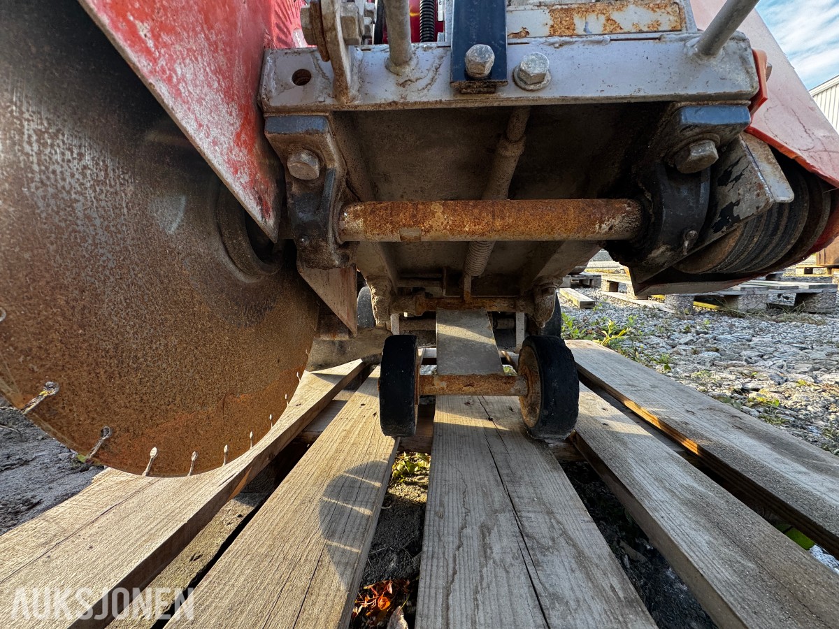 Mikasa MCD-218V bensindrevet betongsag/gulvsag med Honda GX390 motor