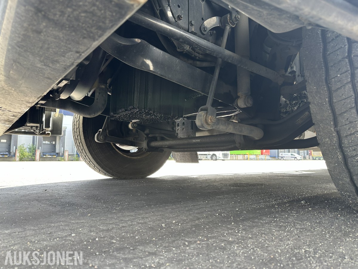 2018 MAN TGM 290 2 X 4 18 pll m/fullsideåpning og 2t bakløft