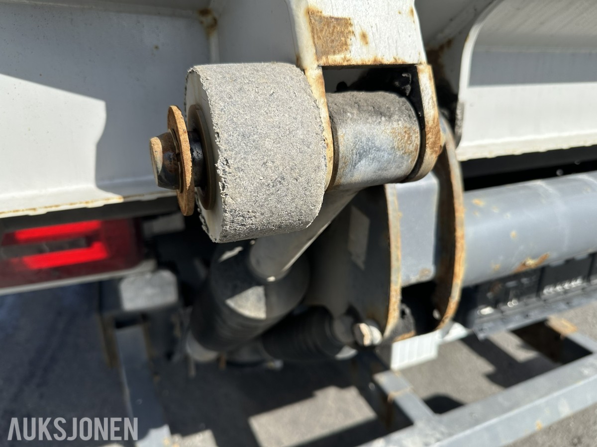 2018 MAN TGM 290 2 X 4 18 pll m/fullsideåpning og 2t bakløft