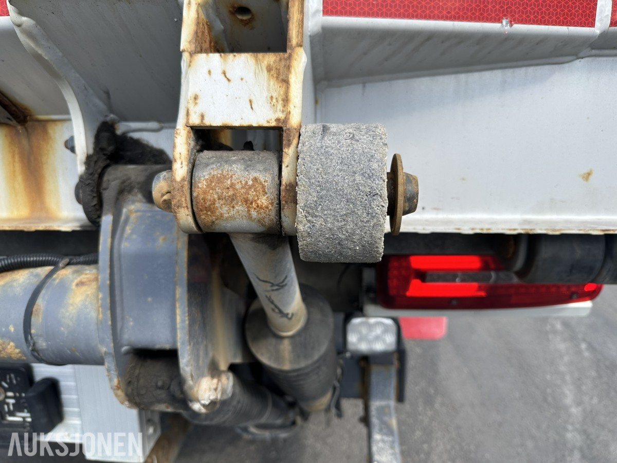 2018 MAN TGM 290 2 X 4 18 pll m/fullsideåpning og 2t bakløft