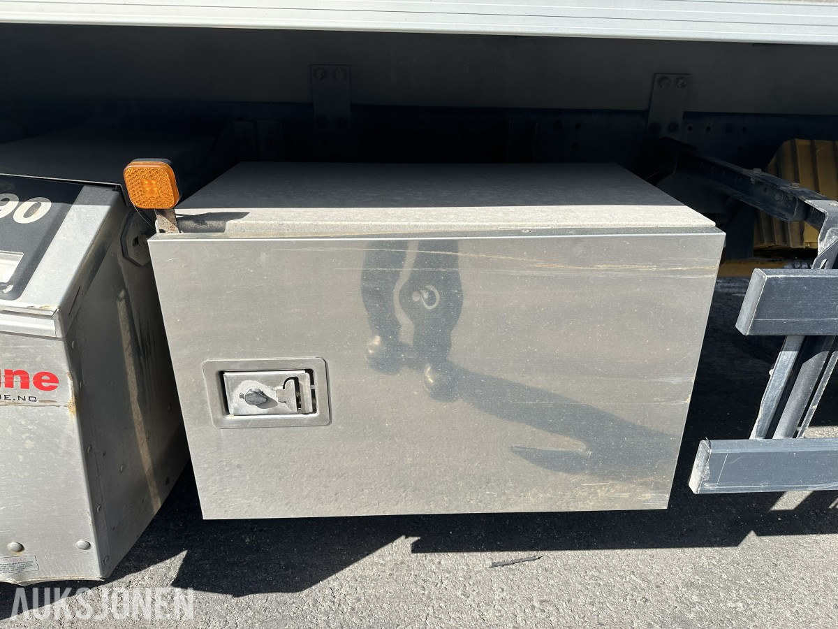 2018 MAN TGM 290 2 X 4 18 pll m/fullsideåpning og 2t bakløft