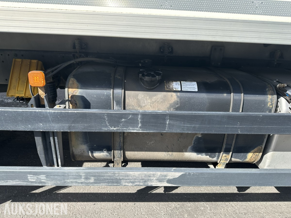 2018 MAN TGM 290 2 X 4 18 pll m/fullsideåpning og 2t bakløft