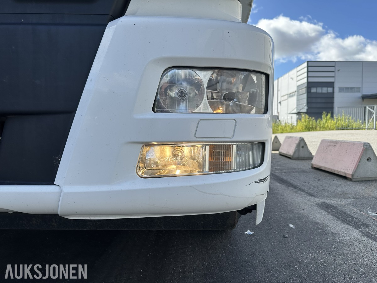 2018 MAN TGM 290 2 X 4 18 pll m/fullsideåpning og 2t bakløft