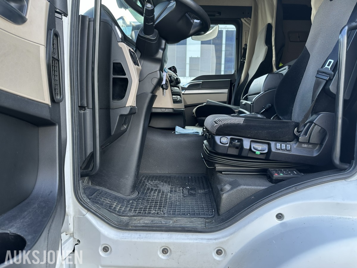 2018 MAN TGM 290 2 X 4 18 pll m/fullsideåpning og 2t bakløft
