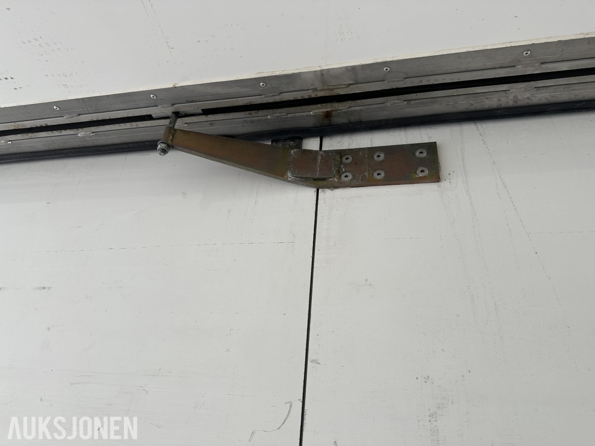 2018 MAN TGM 290 2 X 4 18 pll m/fullsideåpning og 2t bakløft