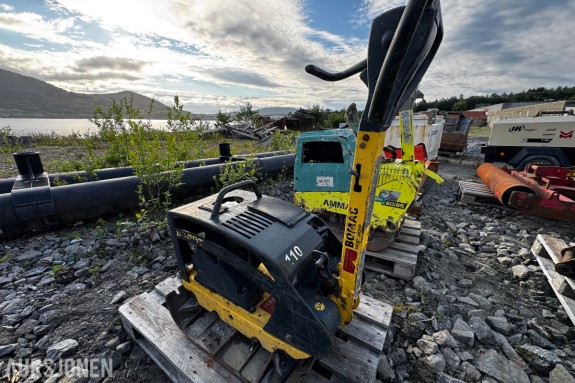 2013 Bomag BPR 35/60 reverserbar vibroplate med Honda GX160 bensinmotor – 2013 modell