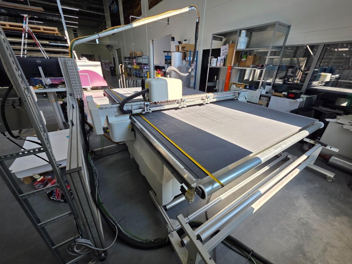 2013 Kongsberg XP Esko iXP44c Cutting table / fresebord
