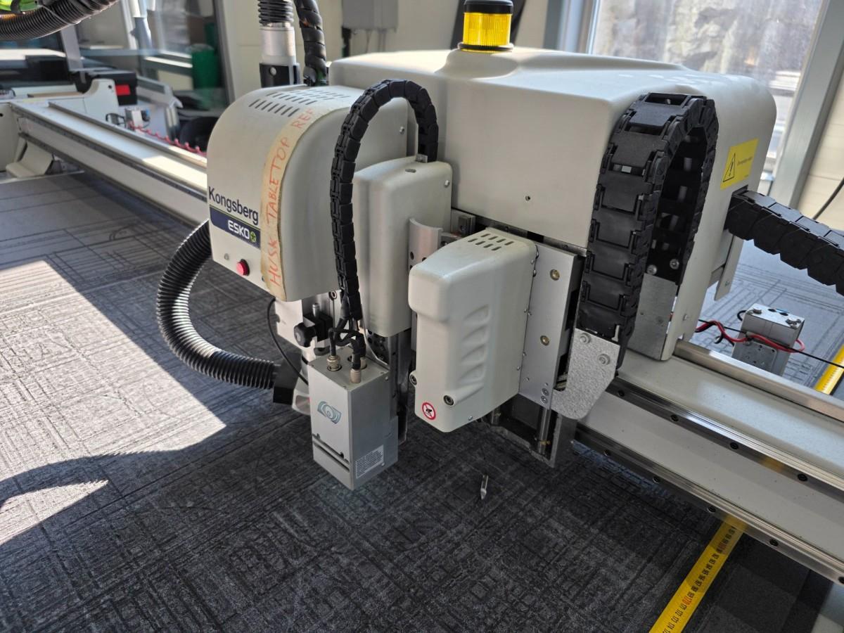 2013 Kongsberg XP Esko iXP44c Cutting table / fresebord