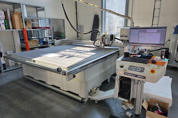 2013 Kongsberg XP Esko iXP44c Cutting table / fresebord