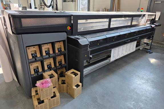 2017 HP Latex 1500 Plotter K4T88A