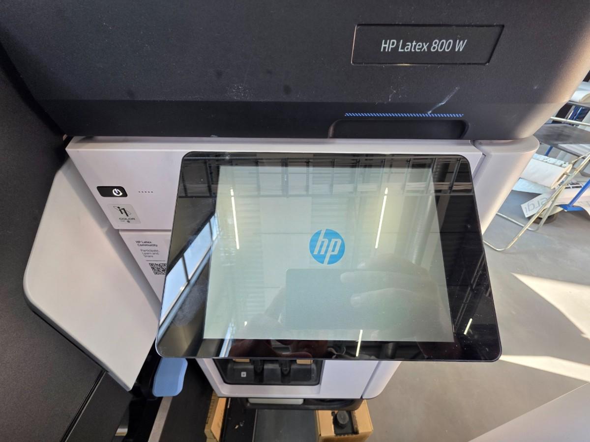 2022 HP Latex 800 W Printer