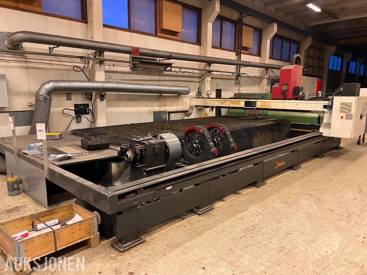 Baykal BPL-H 2506 plasma Baykal BPL-H 2506 plasma med 2500mmx6000mm skjærebord
