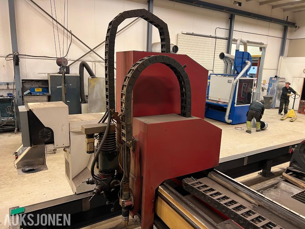 2016 Baykal BPL-H 2506 plasma med 2500mmx6000mm skjærebord
