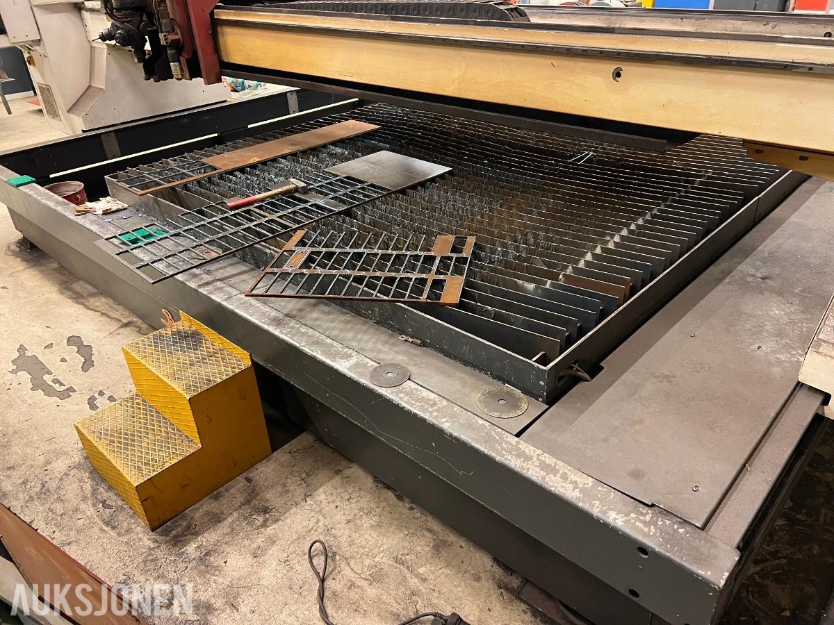 2016 Baykal BPL-H 2506 plasma med 2500mmx6000mm skjærebord