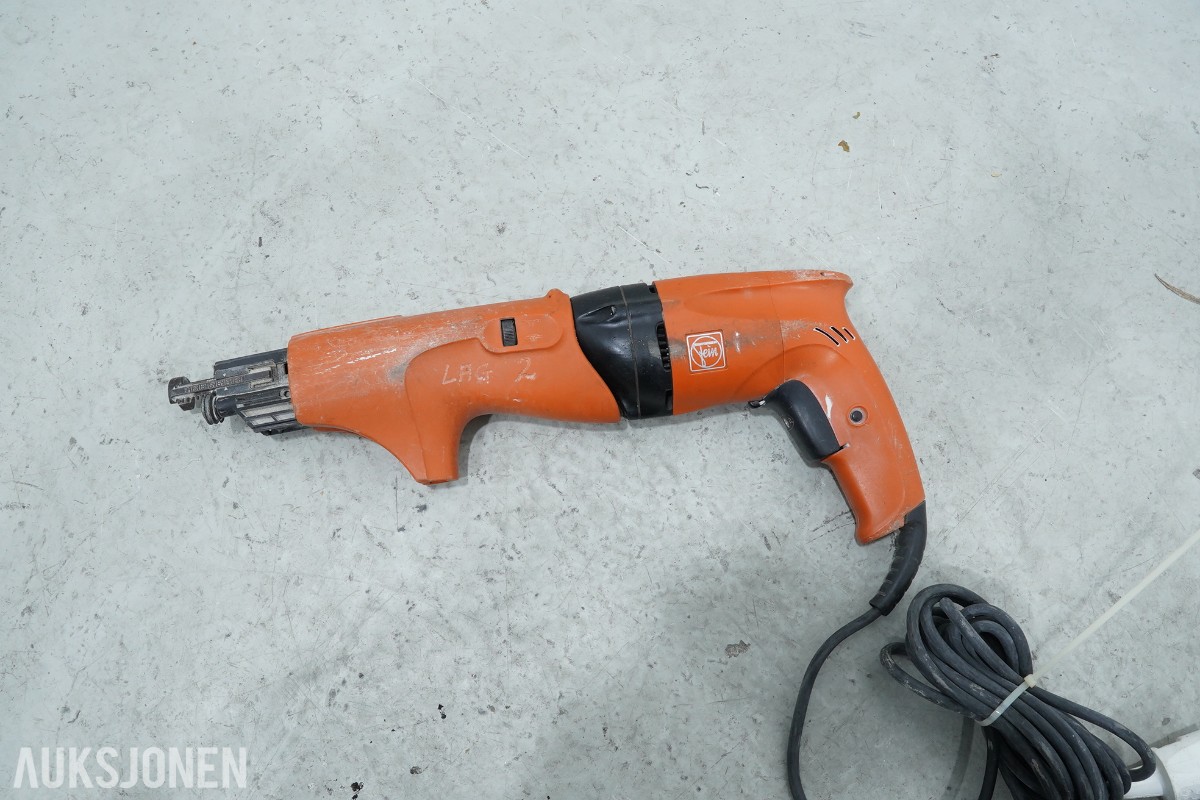 Stor verktøypakke med kompressor, elverktøy, trykkluftverktøy og tilbehør