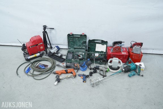Stor verktøypakke med kompressor, elverktøy, trykkluftverktøy og tilbehør