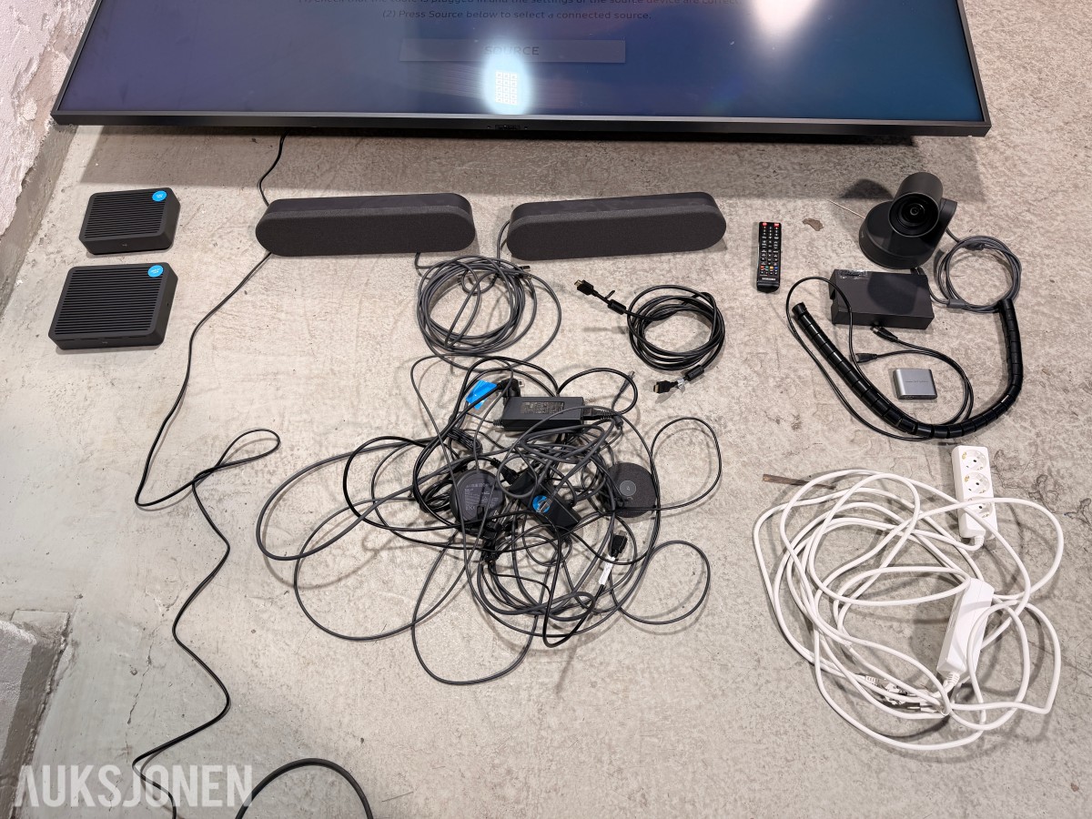 2020 Samsung 85 tommer infoskjerm med videokonferanse utstyr