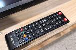 2022 Samsung QB55B 55” tommer 4K skjerm med tilbehør