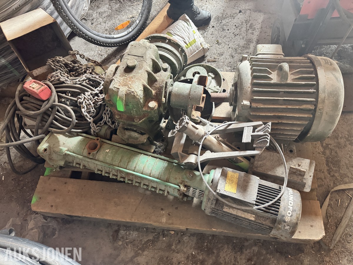 Kraftig Marin Båtslep /m motor og utstyr