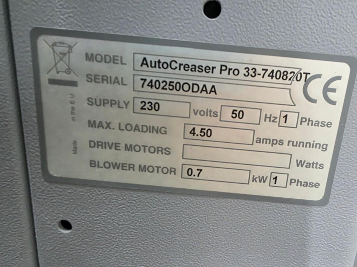 Morgana AutoCreaser Pro 33 automatisk false-/rillemaskin med berøringsskjerm