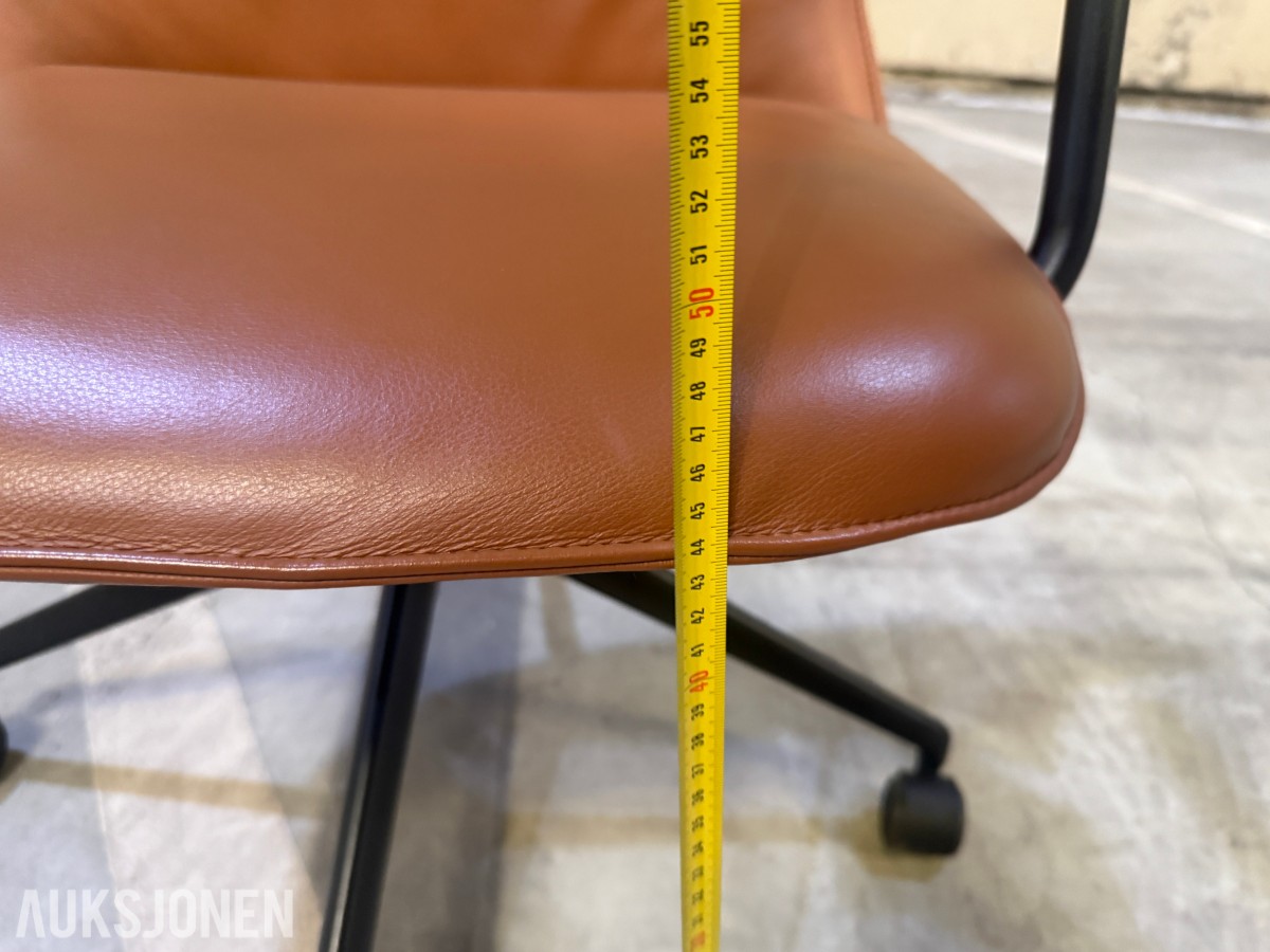 6 Stk Form Form konferansestoler med møtebord
