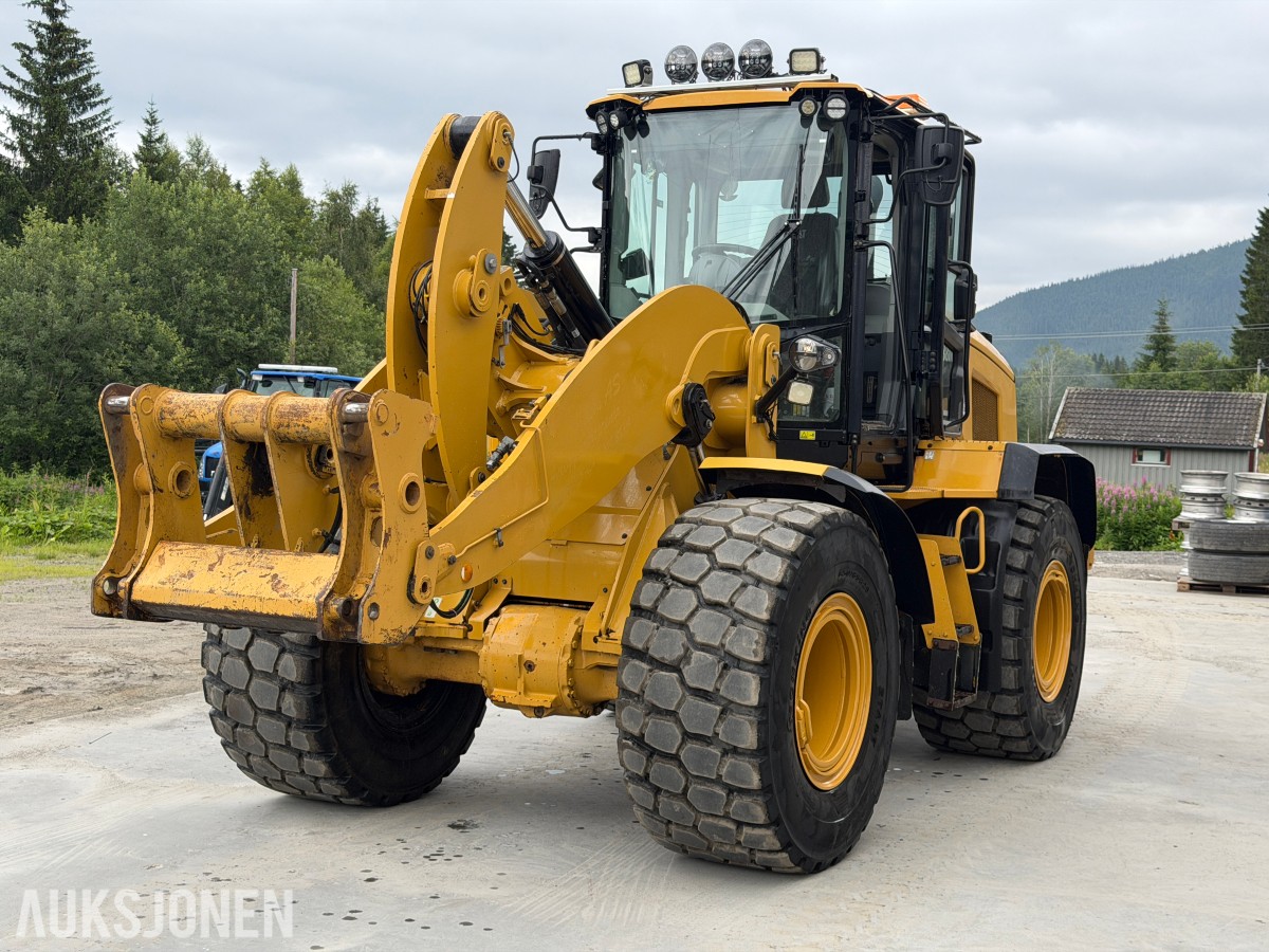 CAT 938M Hjullaster - 3/4 FUNKSJON - SPAKSTYRING - EKSTRA UTTAK