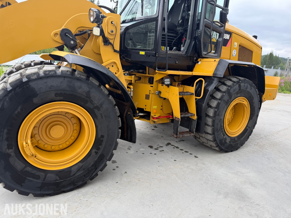 CAT 938M Hjullaster - 3/4 FUNKSJON - SPAKSTYRING - EKSTRA UTTAK