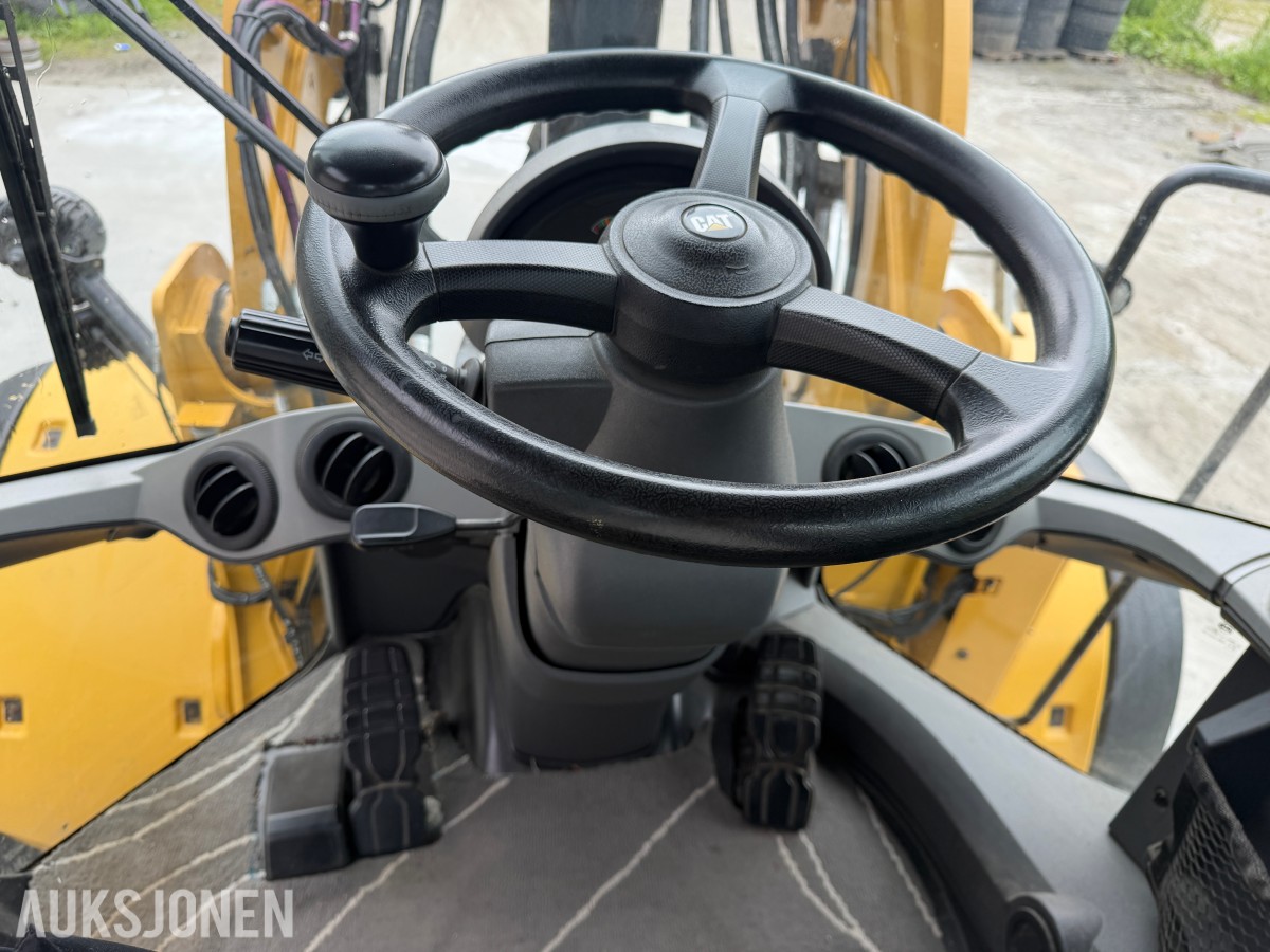 CAT 938M Hjullaster - 3/4 FUNKSJON - SPAKSTYRING - EKSTRA UTTAK