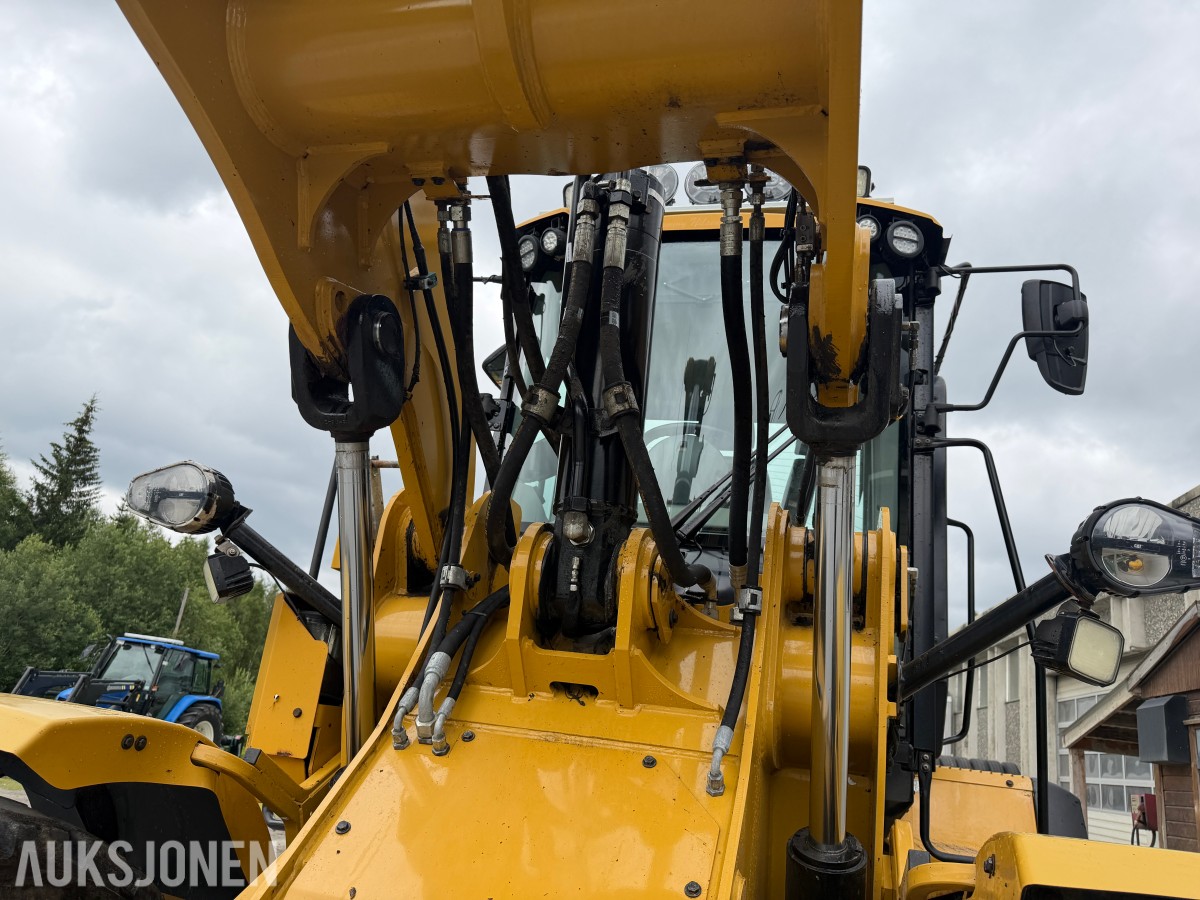 CAT 938M Hjullaster - 3/4 FUNKSJON - SPAKSTYRING - EKSTRA UTTAK