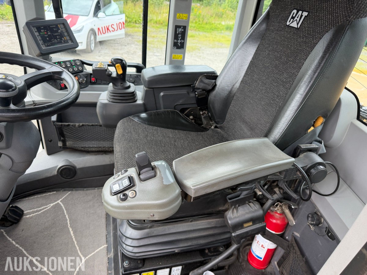 CAT 938M Hjullaster - 3/4 FUNKSJON - SPAKSTYRING - EKSTRA UTTAK