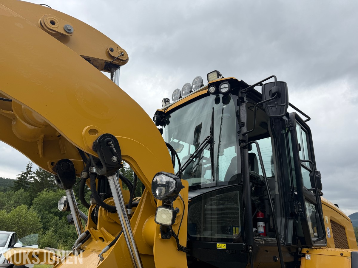 CAT 938M Hjullaster - 3/4 FUNKSJON - SPAKSTYRING - EKSTRA UTTAK