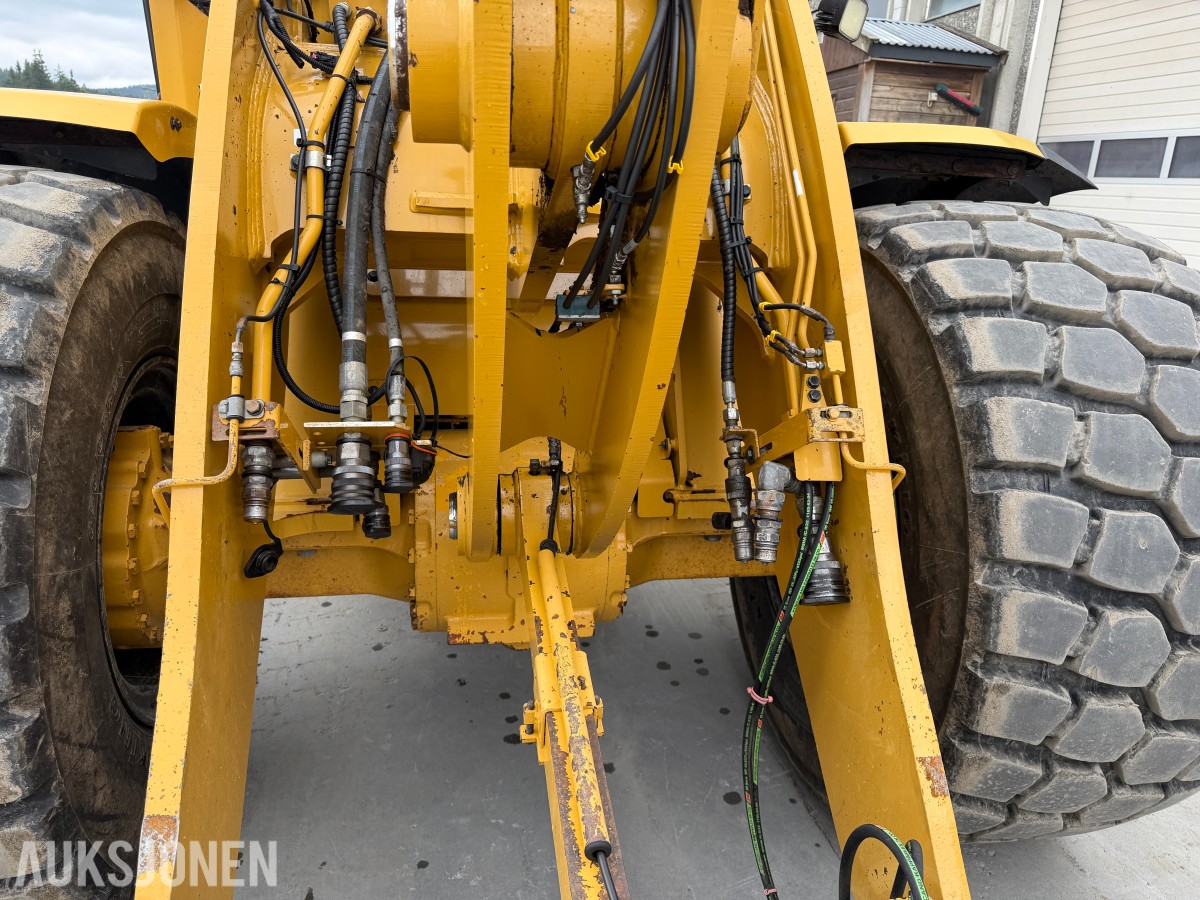 CAT 938M Hjullaster - 3/4 FUNKSJON - SPAKSTYRING - EKSTRA UTTAK