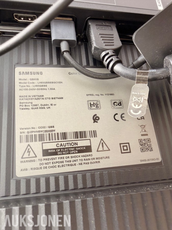 2022 Samsung QB85B 85 tommer 4K infoskjerm på stativ