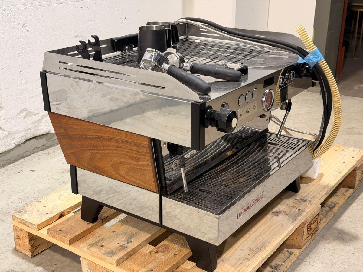 2023 La Marzocco Linea PB S 2AV HW espressomaskin