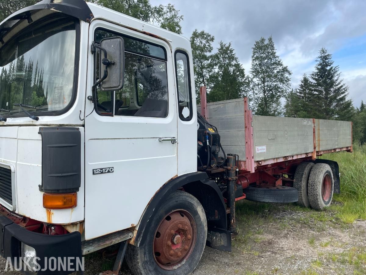 1986 MAN 12.170 F Med kran
