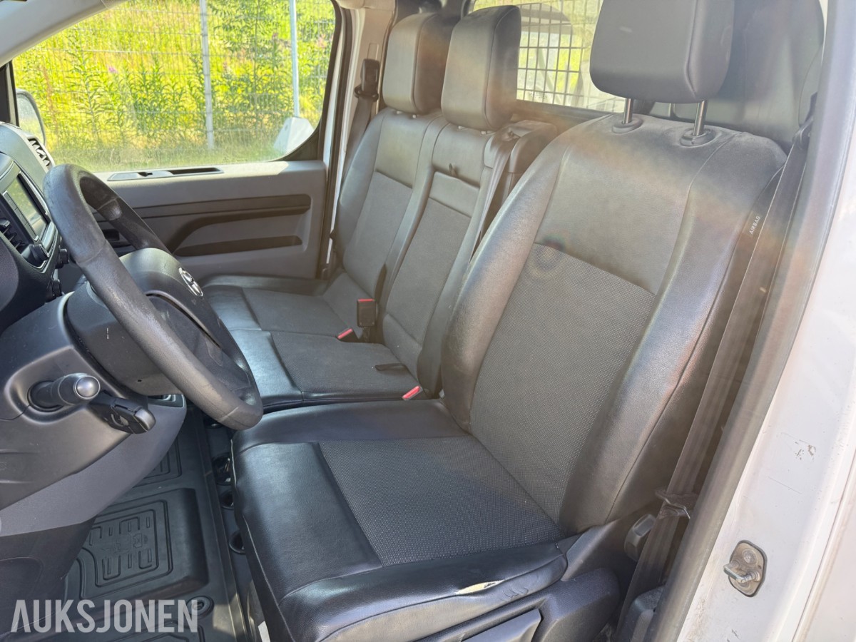 2017 Toyota ProAce *UTEN MINSTEPRIS* HENGERFESTE 3-SETER DELSKINN