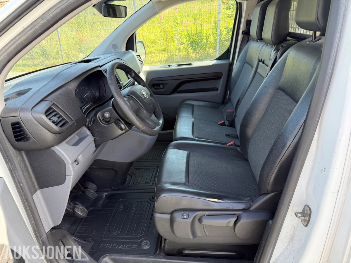 2017 Toyota ProAce *UTEN MINSTEPRIS* HENGERFESTE 3-SETER DELSKINN