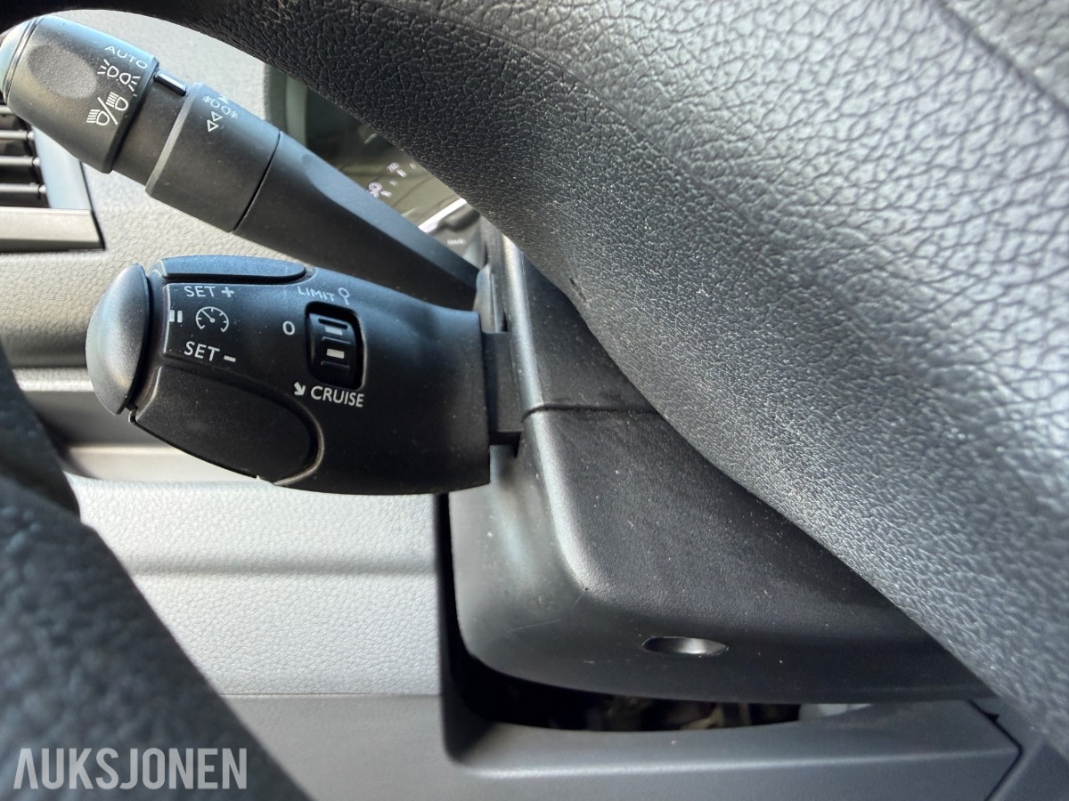 2017 Toyota ProAce *UTEN MINSTEPRIS* HENGERFESTE 3-SETER DELSKINN