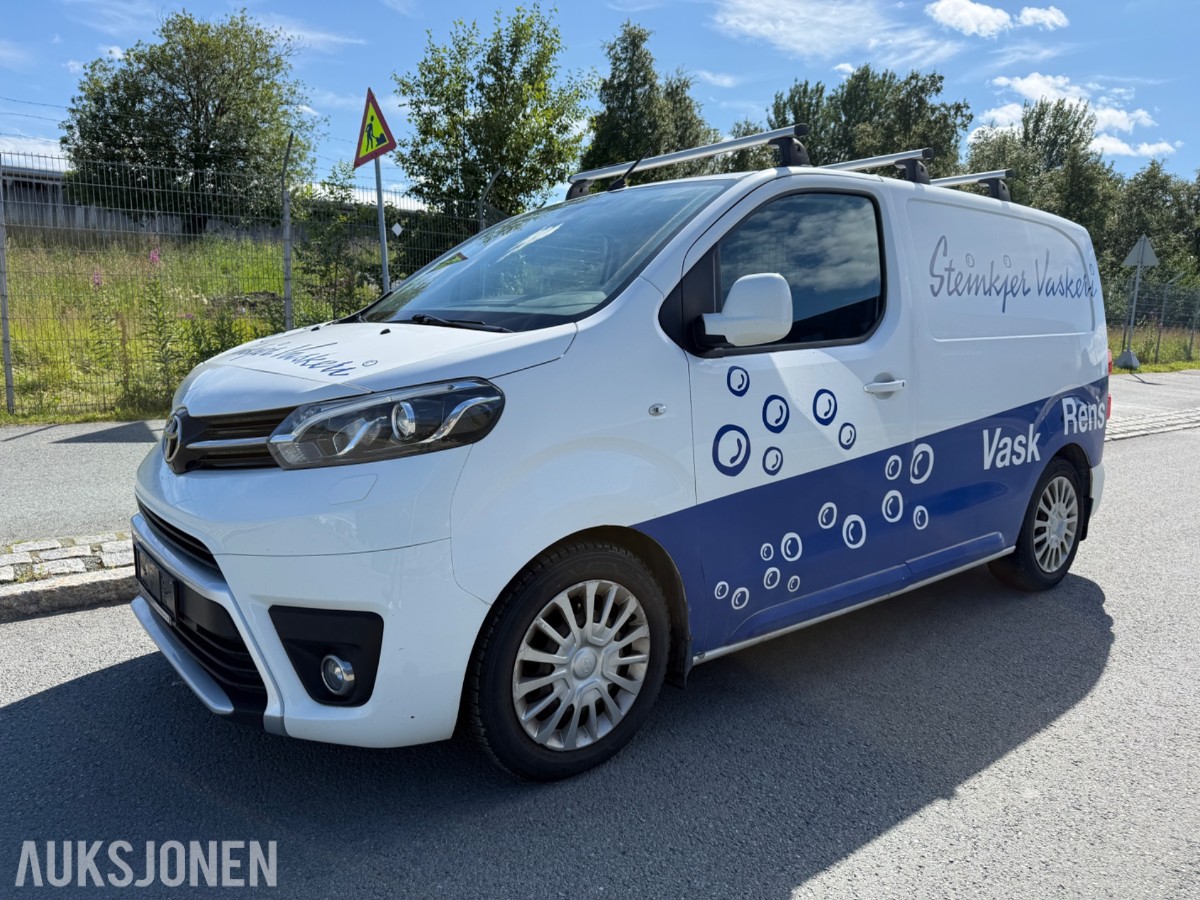 2017 Toyota ProAce *UTEN MINSTEPRIS* HENGERFESTE 3-SETER DELSKINN