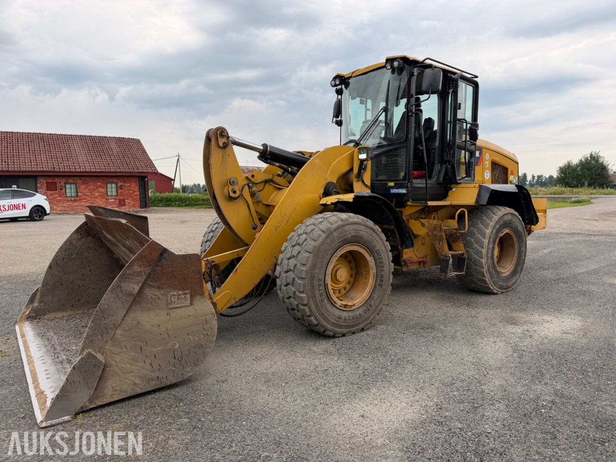 2013 Cat 938K Hjullaster. nylig sertifisert. Vekt i skuffe