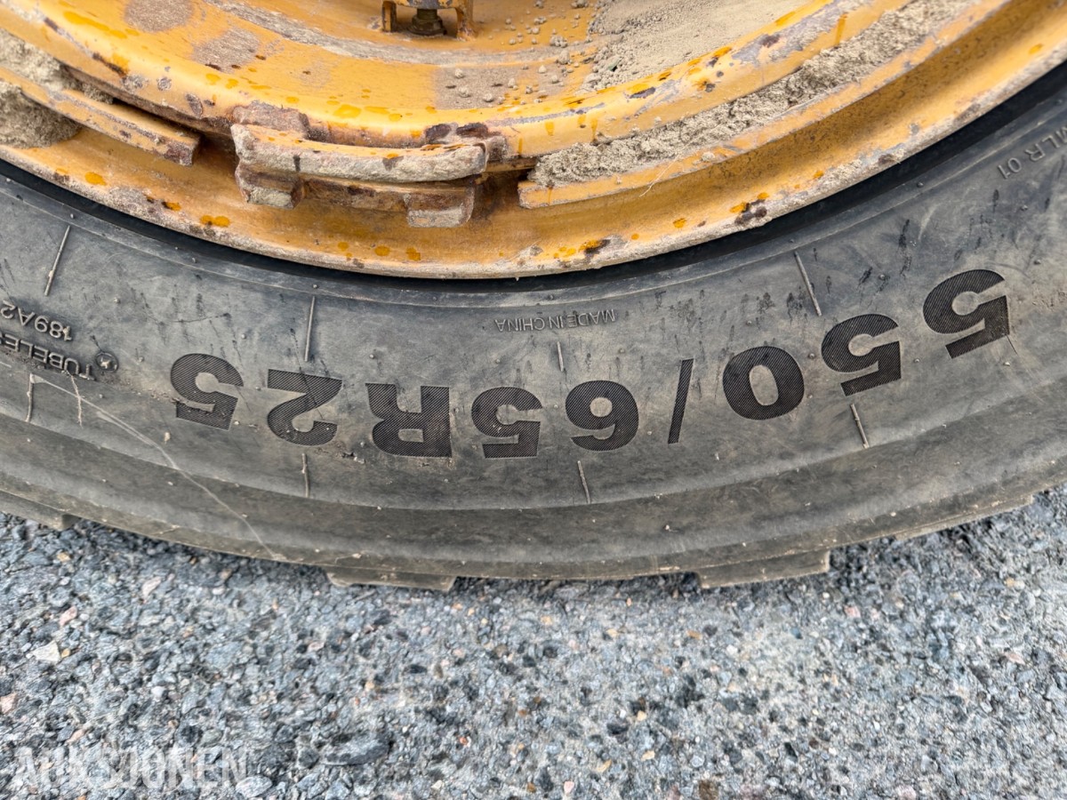 2013 Cat 938K Hjullaster. nylig sertifisert. Vekt i skuffe